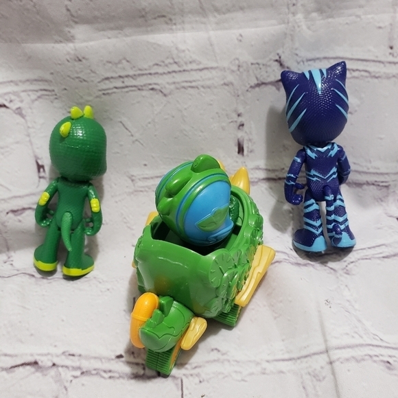 PJ Masks Catboy And Gekko 3.5 Inch Posable Figures Vehicle Playset - Picture 6 of 10